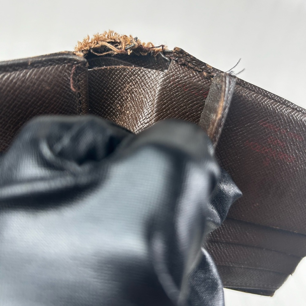 Louis Vuitton Damier Ebene Multiple Pocket Wallet Unisex - Picture 11 of 15